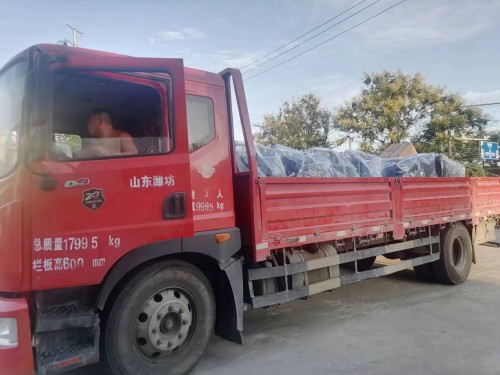 青?？蛻?1臺(tái)柴油機(jī)發(fā)貨