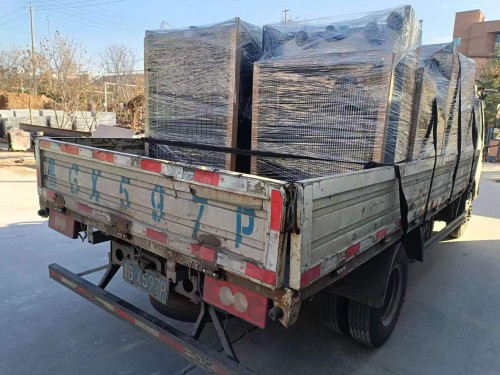 湖北客戶柴油發(fā)電機(jī)組發(fā)貨